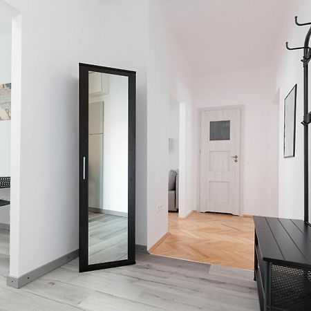 Kamienica Stanislawa Augusta Warszawa By Noclegi Renters Exterior photo